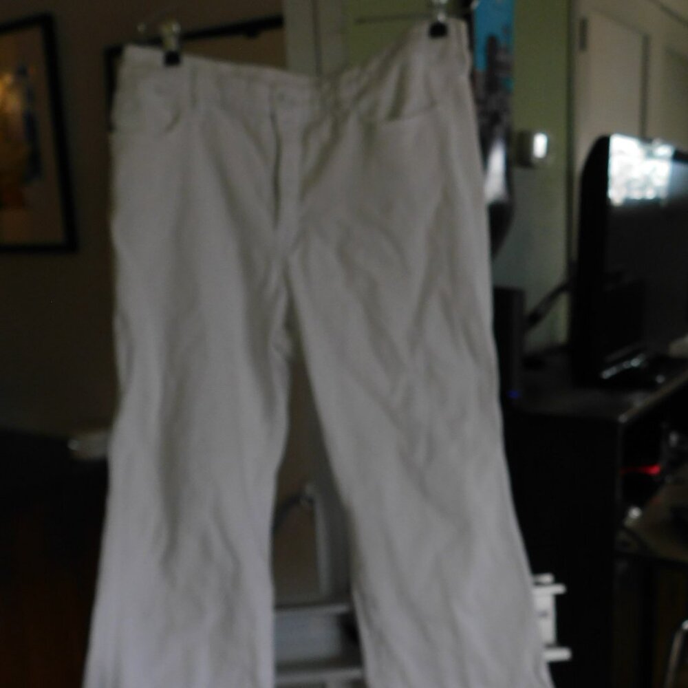 Good American White Cropped Distressed Stretch Bootcut Jeans 16